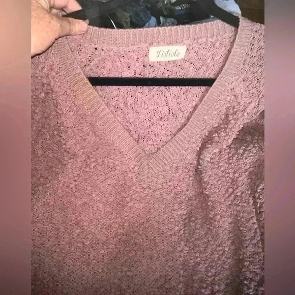 Listicle large mauve / dusty rose relaxed fit  V Neck popcorn sweater. GUC. - Picture 4 of 11